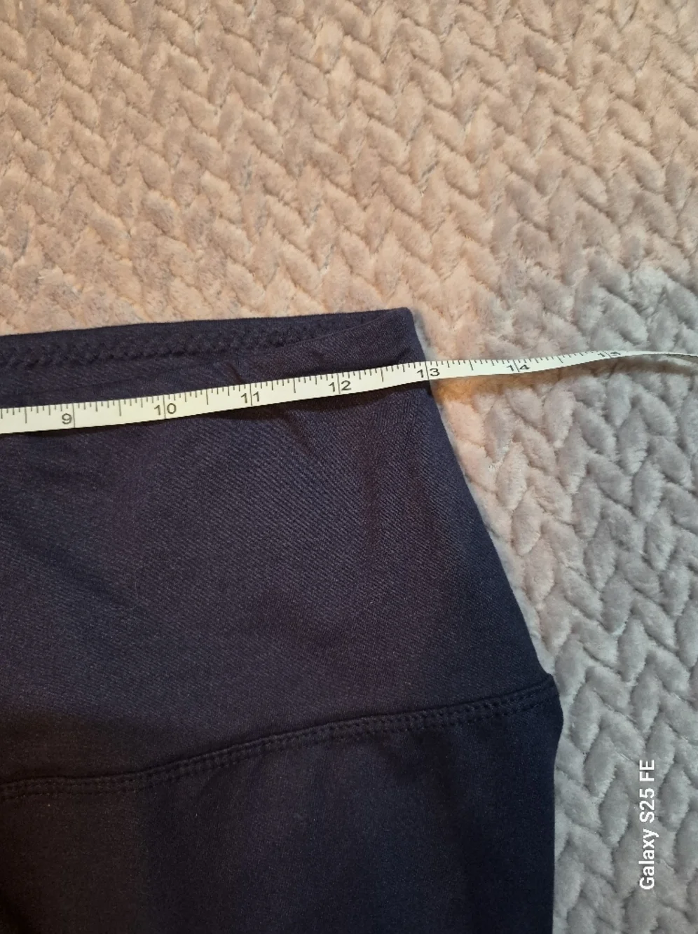 3-Pack Capri Length Leggings, Blue, Brown & Black, L/XL, EUC
